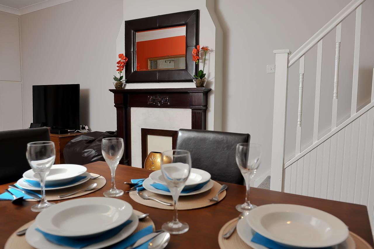 Select Sa - Canal Walk Ридинг Экстерьер фото